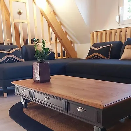 דירה Ambiance Loft Et Vignoble 4 Etoiles *